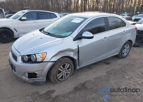 2015 Chevrolet Sonic Lt Auto из США, поврежденный, VIN 1G1JC5SH4F4214432